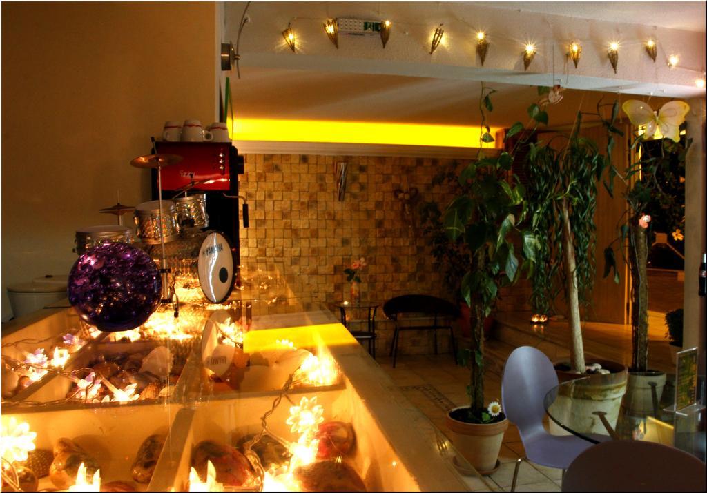 Hotel Kostis İskados Dış mekan fotoğraf