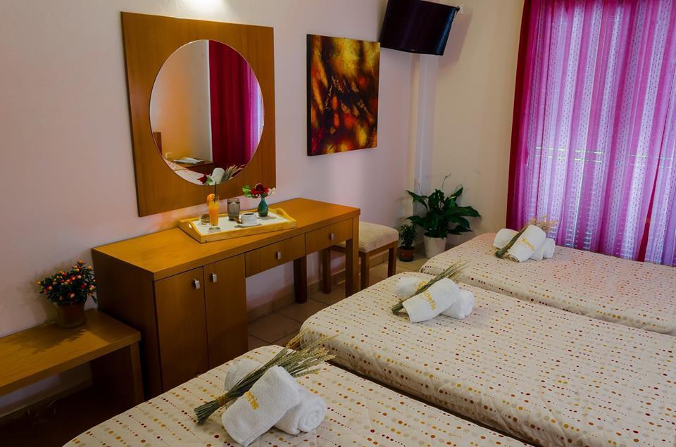 Hotel Kostis İskados Dış mekan fotoğraf
