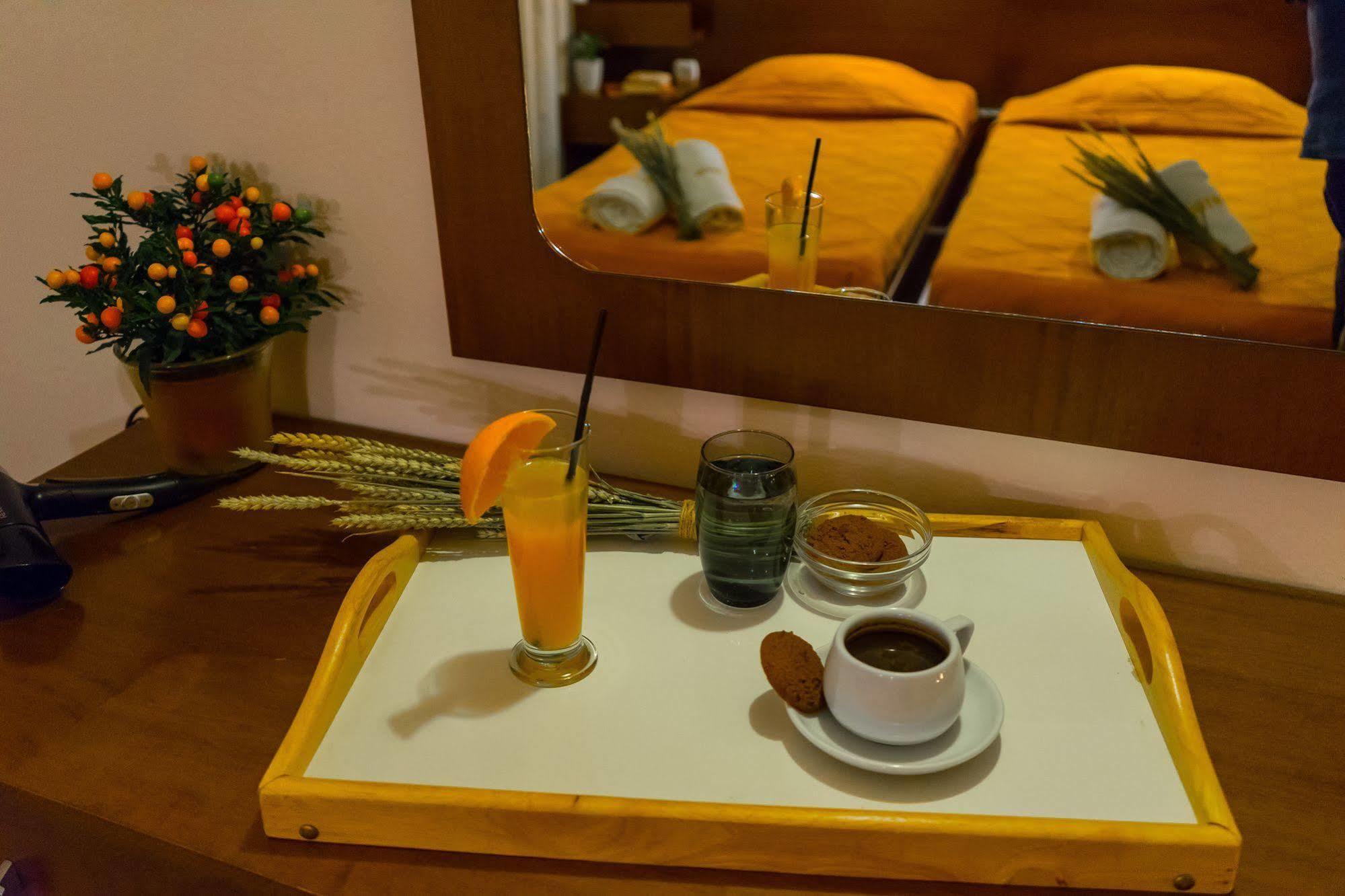 Hotel Kostis İskados Dış mekan fotoğraf