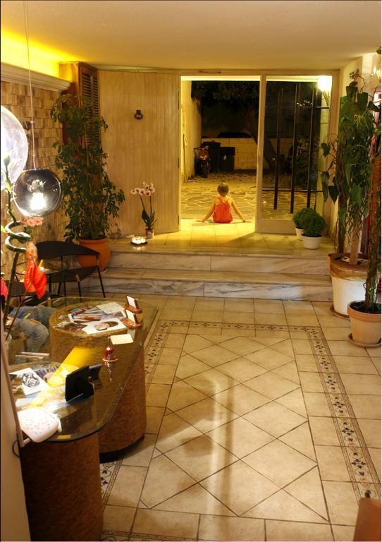 Hotel Kostis İskados Dış mekan fotoğraf